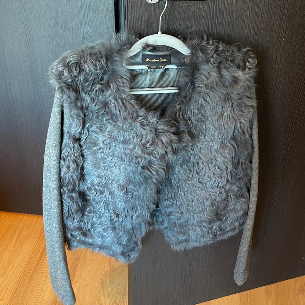 Fabulous shearing and wool jacket in chic grey